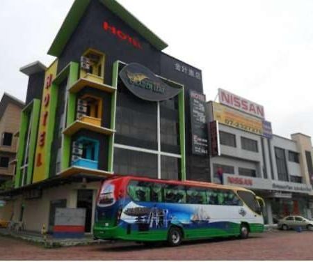 Golden Leaf Hotel Danga Bay Johor Bahru Exteriör bild