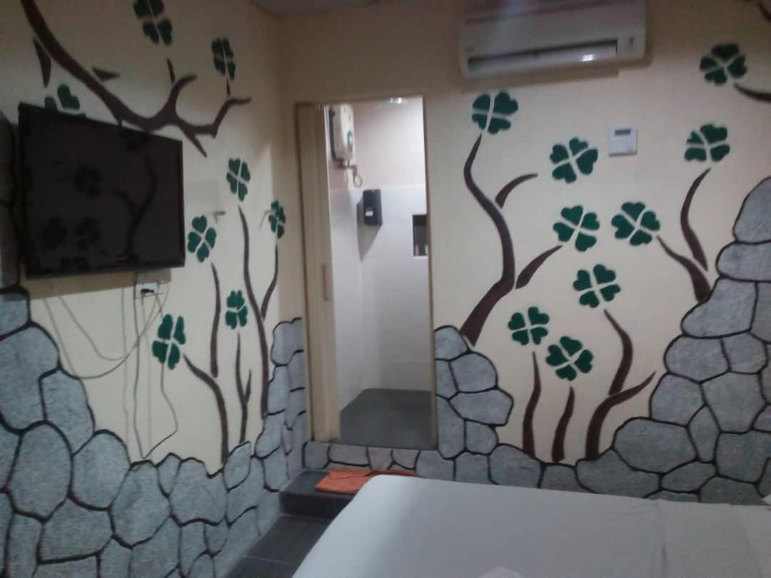 Golden Leaf Hotel Danga Bay Johor Bahru Exteriör bild