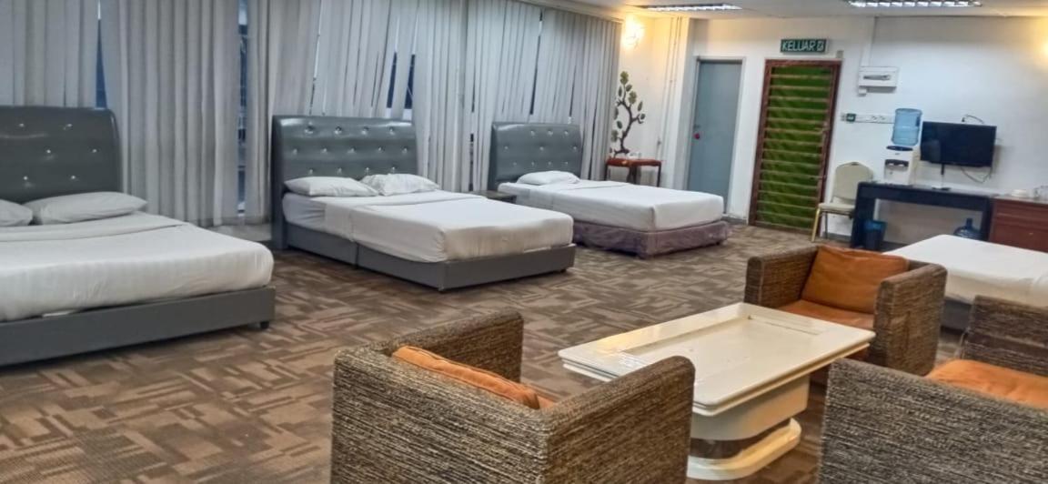 Golden Leaf Hotel Danga Bay Johor Bahru Exteriör bild