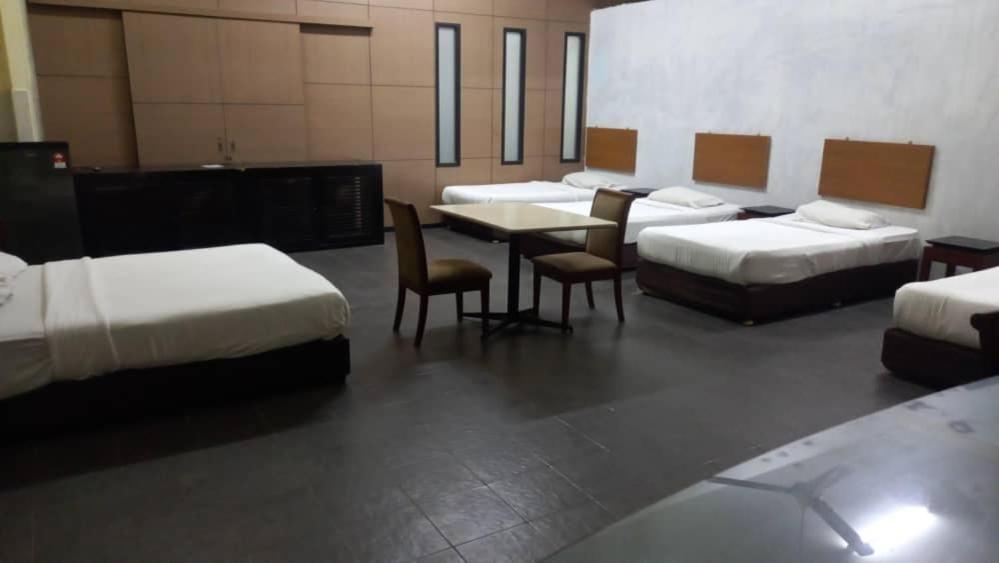 Golden Leaf Hotel Danga Bay Johor Bahru Exteriör bild